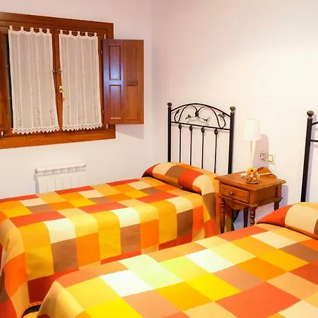Apartment Turisticos Casa Pilar Nueva De Llanes